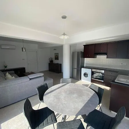 Cosy In Kato With Pool Access * Paphos